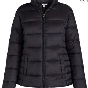 Time and Tru Women's Classic Black Puffer Jacket